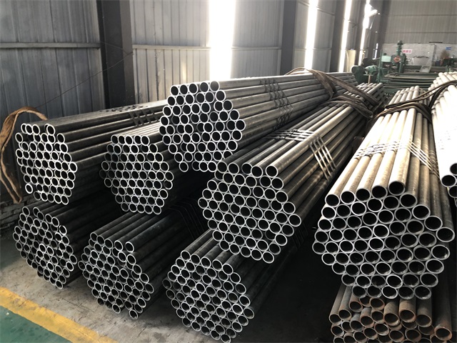 怒江小口径厚壁无缝钢管