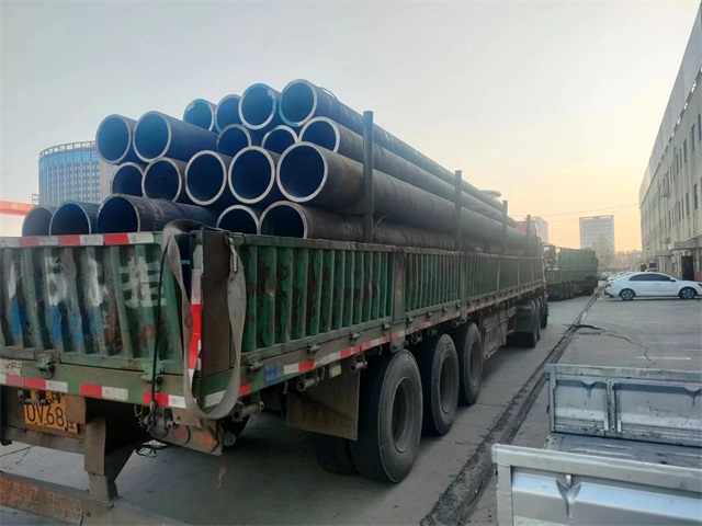 怒江45#结构无缝钢管